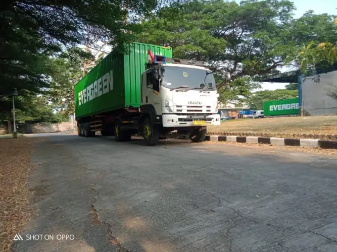 PT Sinergi Trans Logistik